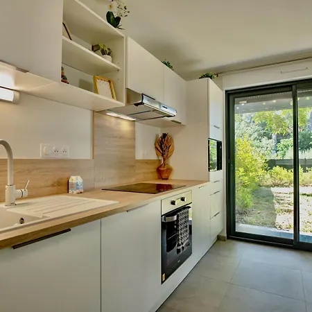 Epure - Neuf & Spacieux, Jardin Prive 220 M2, Centre-ville A Pied Appartement *